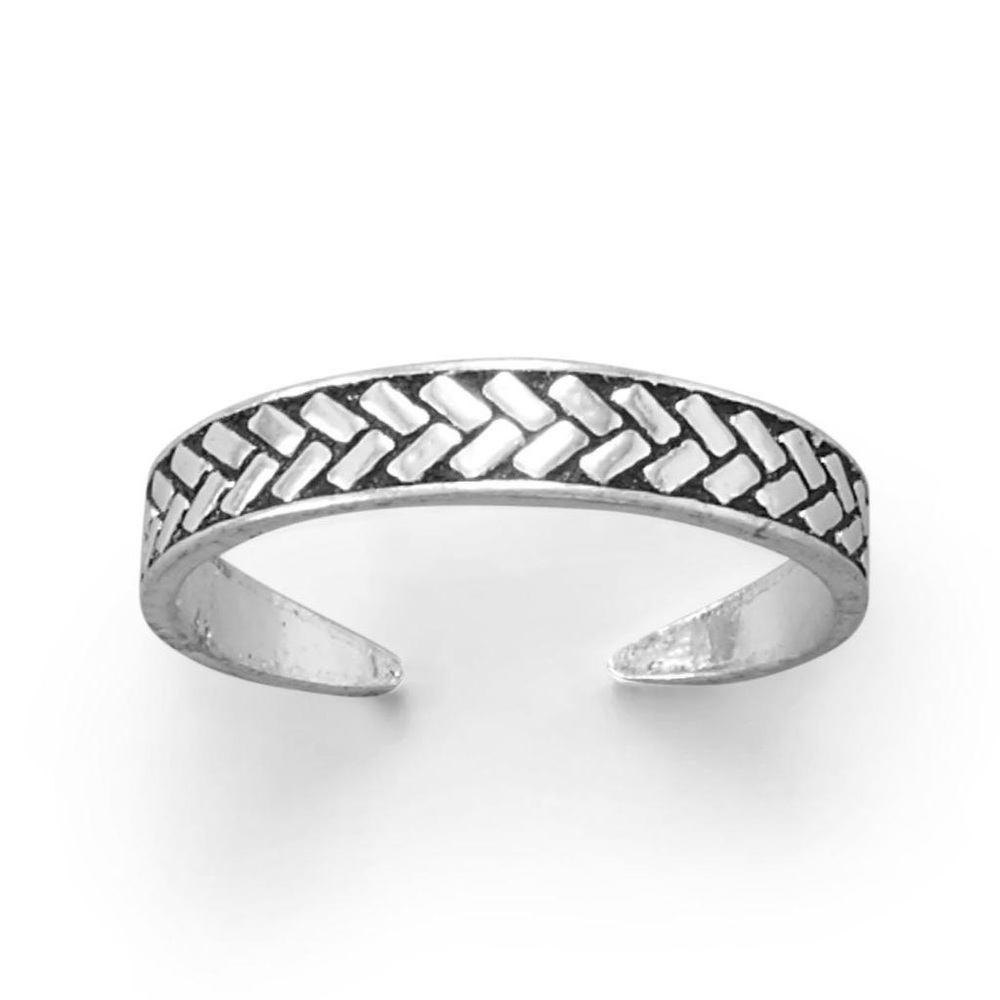 ✨ Chevron Oxidized Toe Ring